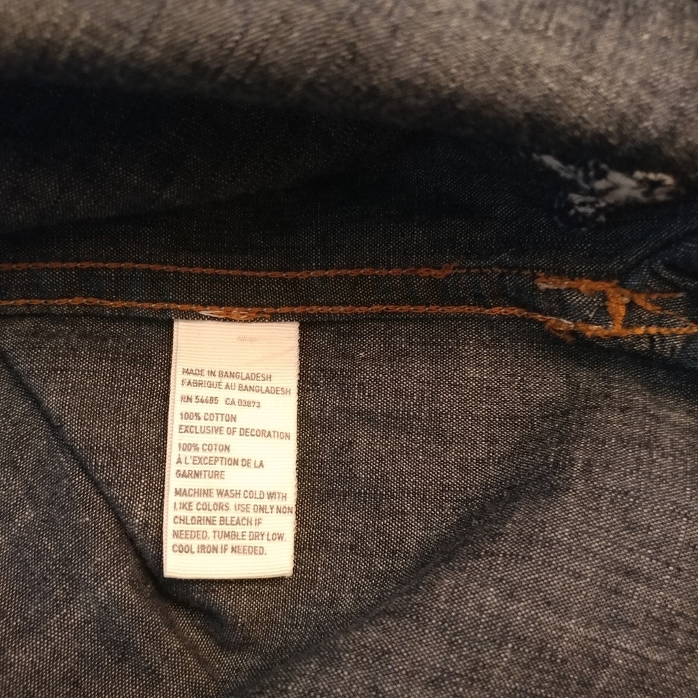 American Eagle Outfitters Light Chambray Shirt - Picture 8 of 8